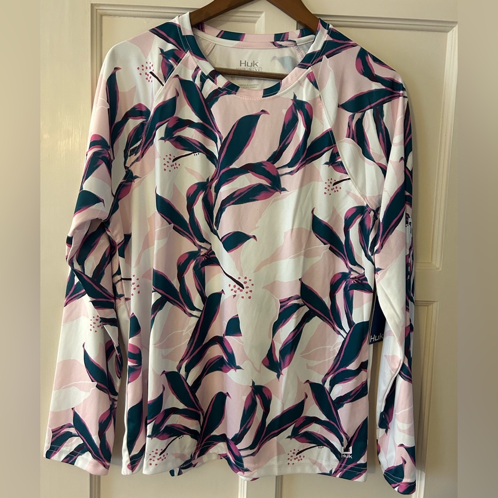 NWT - HUK Tropical Print Performance Fishing Shirt